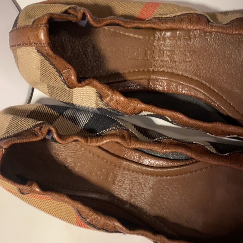 Burberry 🥿 shoes - Picture 2 of 8